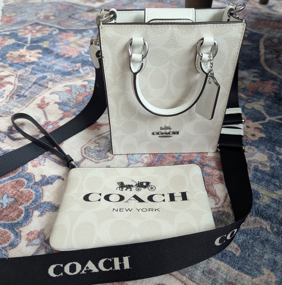 Coach White Crossbody Phone Bag with Wristlet